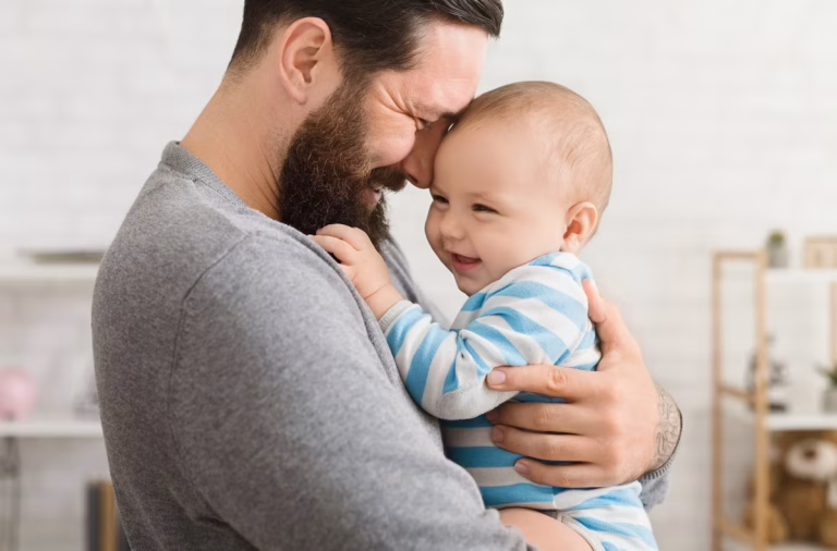 paid-paternity-leave-1143264414